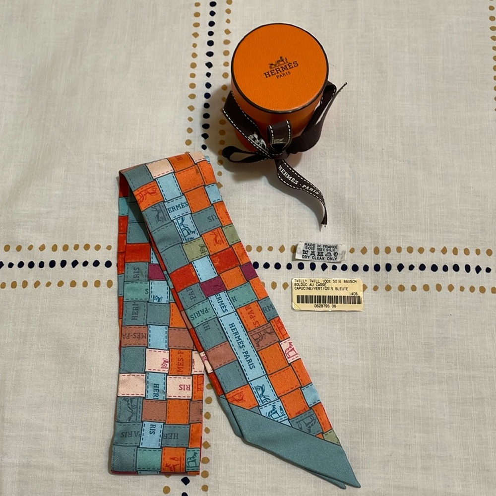 Hermes Twilly scarf Bolduc multicolor print 86cm x 5cm